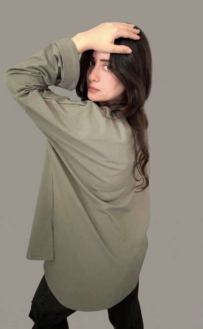 Women’s Oversized Long Sleeve High-Low Cotton Top – Olive Green
